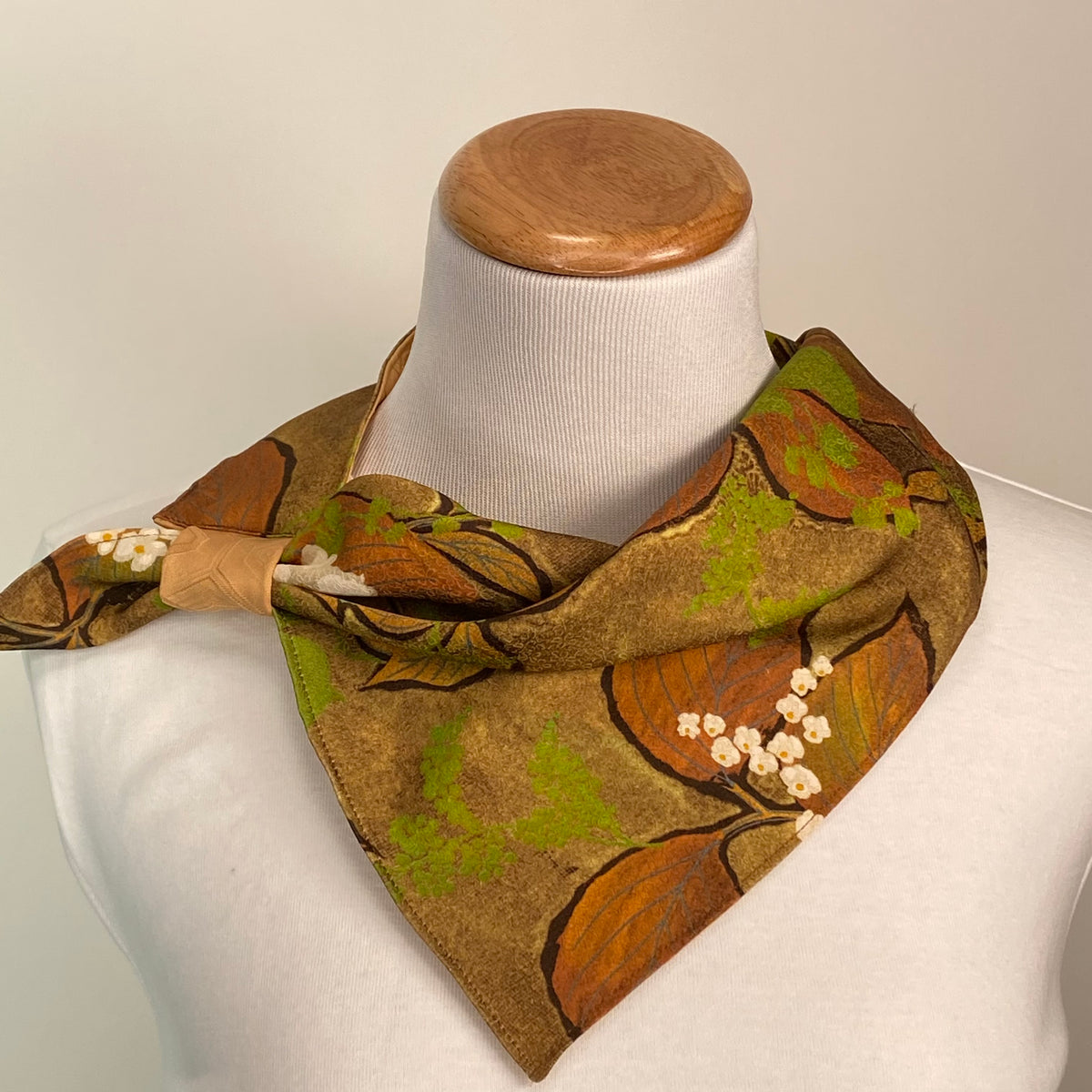 Vintage Silk Scarf - Leaves – Kona Moon Boutique